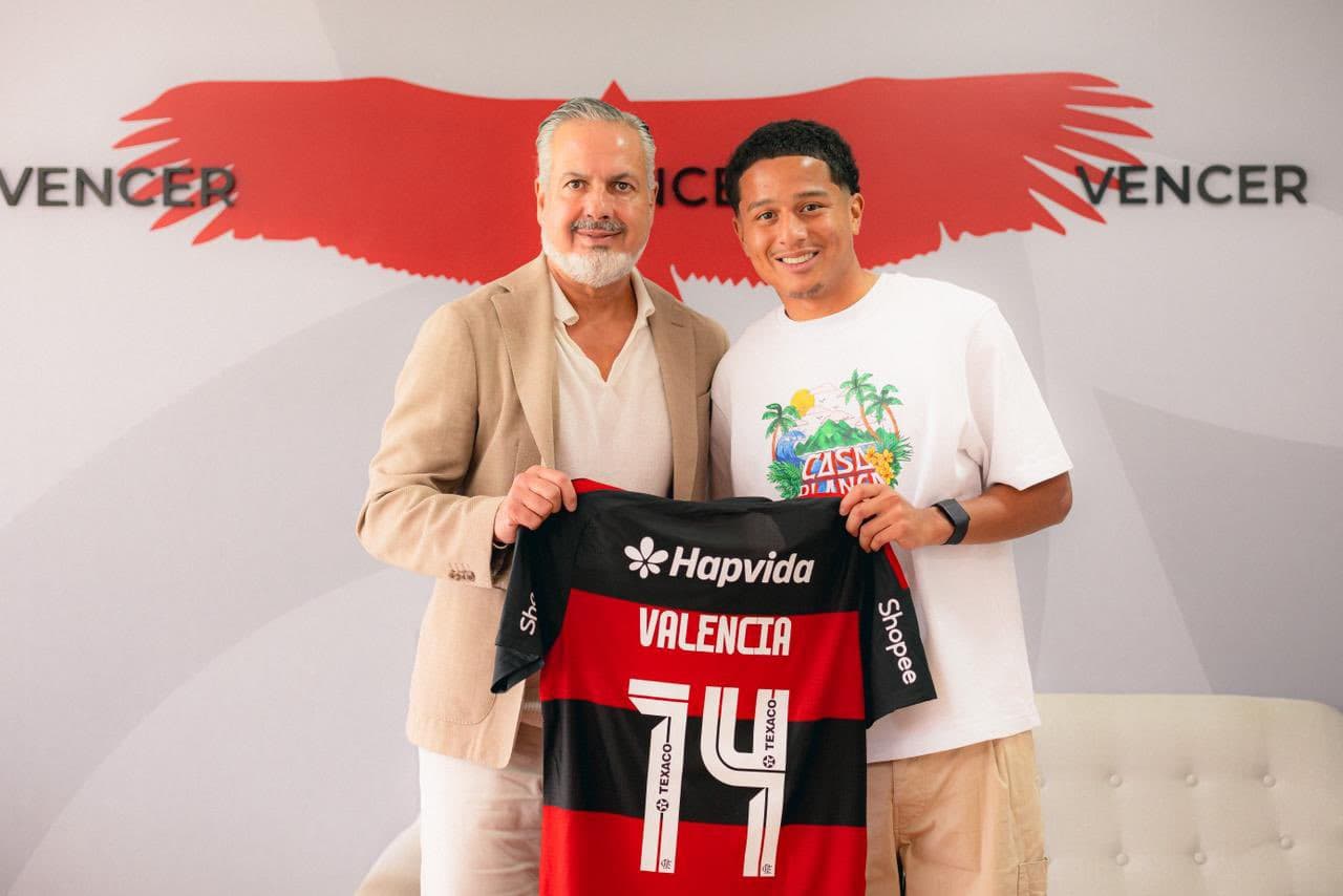 Flamengo anuncia Anthony Valencia; conheça a história do jogador