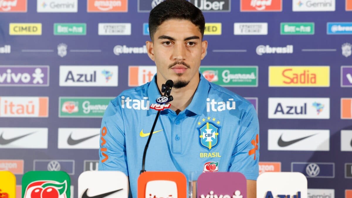 Jair revela felicidade com primeira convocação para a seleção brasileira