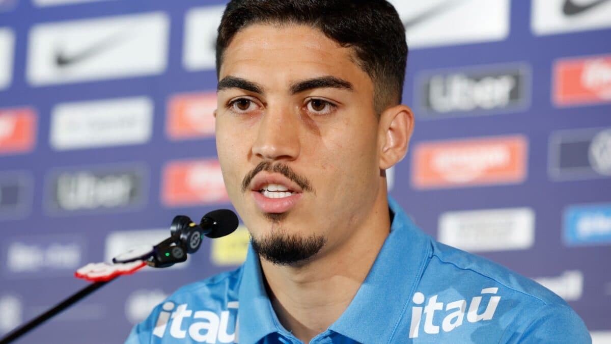 Jair exalta aprendizado com Marquinhos e Gabriel Magalhães: ‘Oportunidade única’