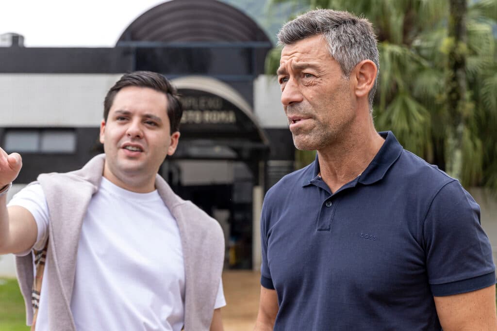 Santos sofre 4 transfer bans por calote em comissão de Pedro Caixinha