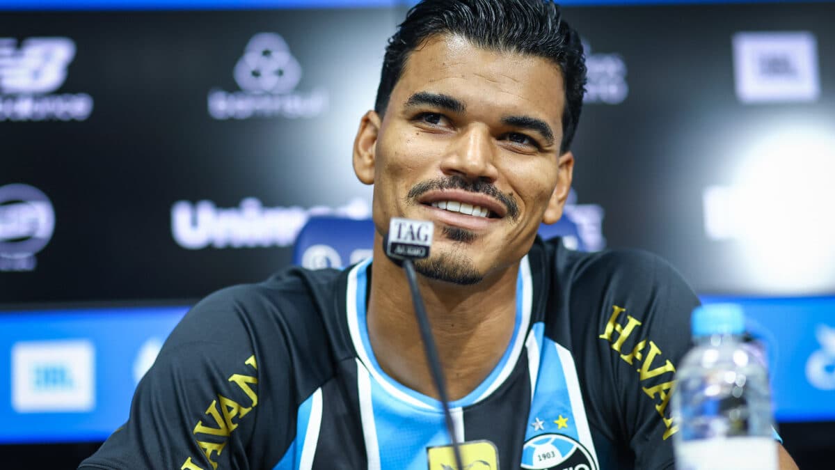 Danilo Barbosa sofre lesão muscular e vira desfalque no Grêmio