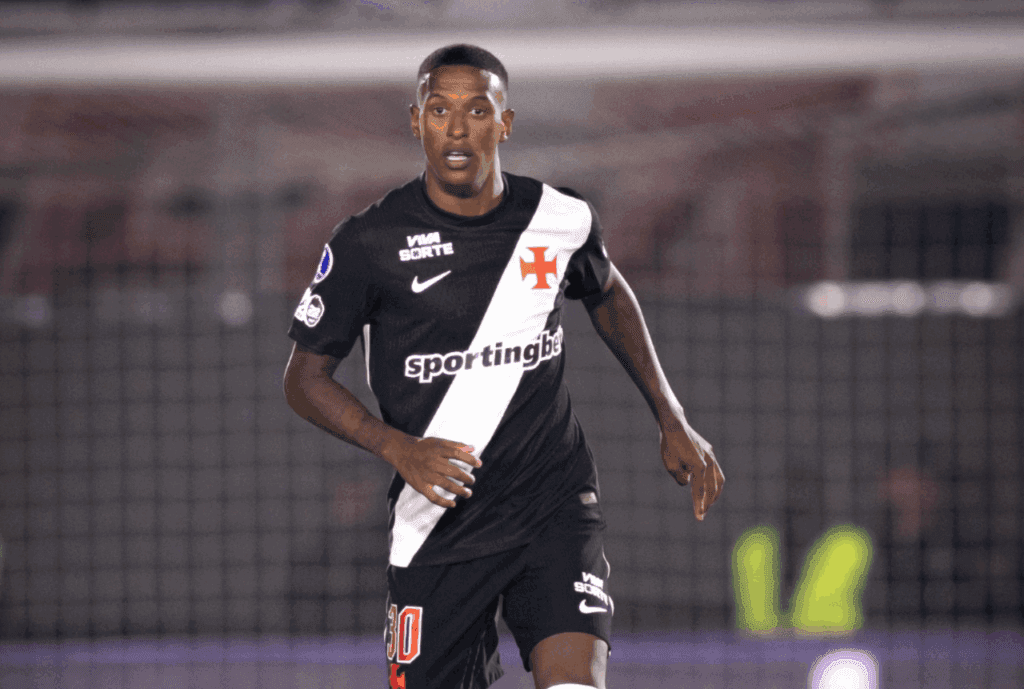 Clubes europeus sondam nome titular do Vasco, que tem plano para viabilizar compra