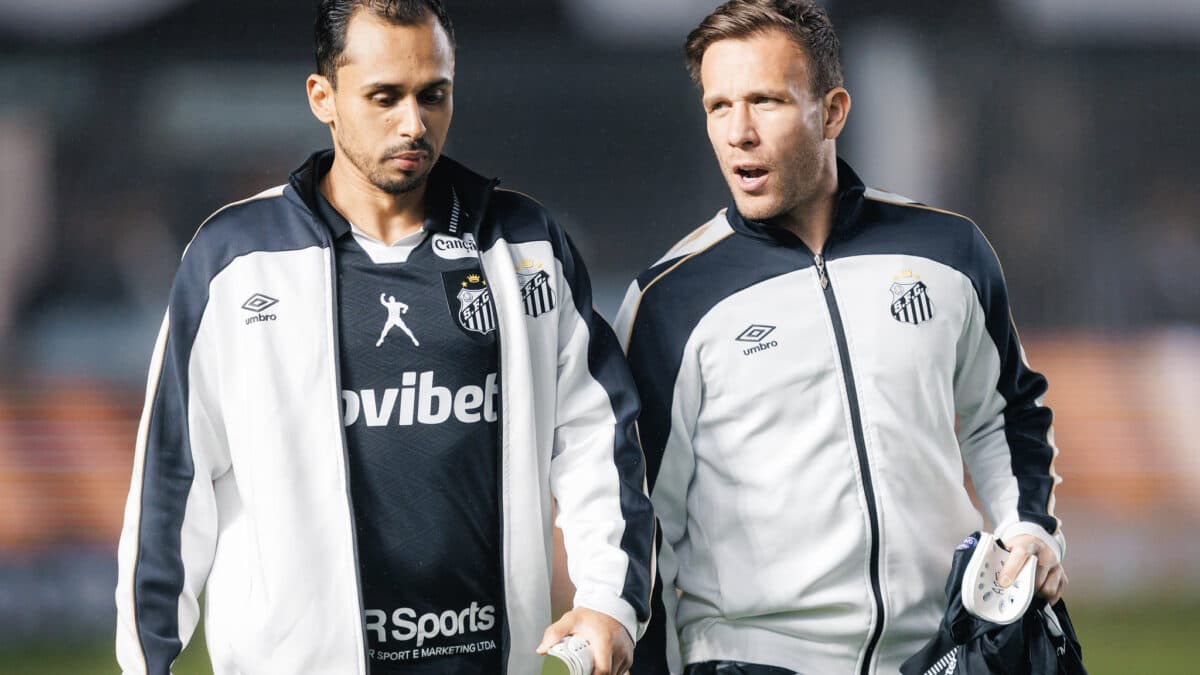 Arthur tem lesão confirmada e deve desfalcar o Santos por mais de 1 mês