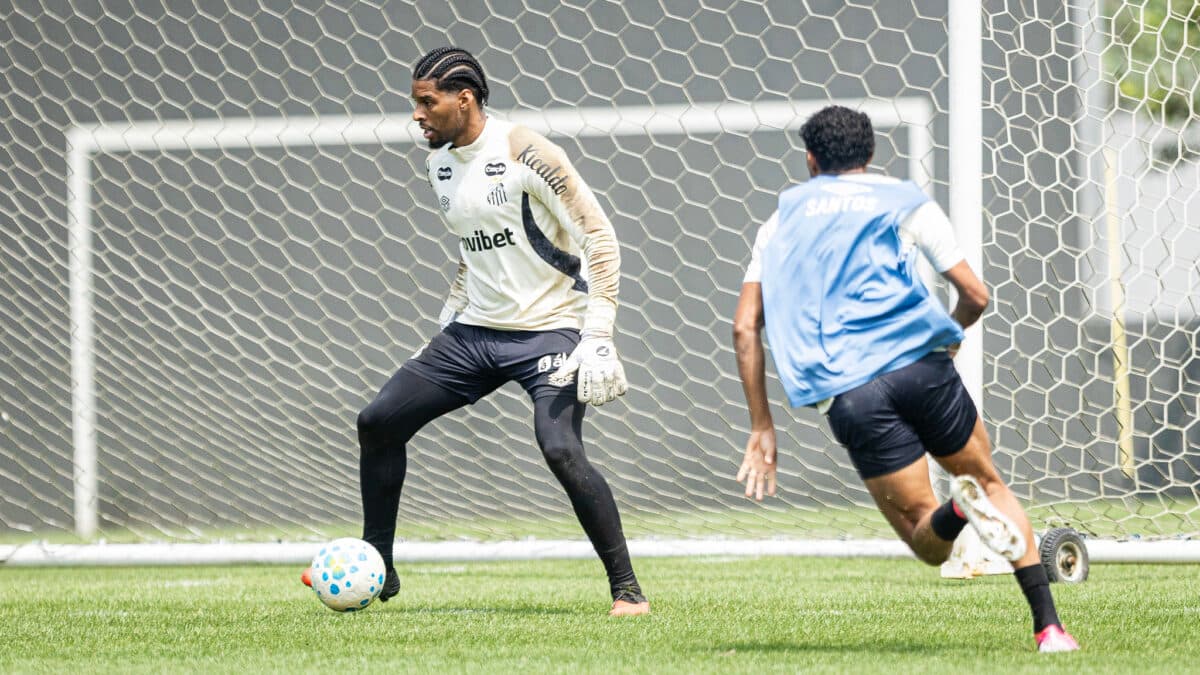 Questionado, Diógenes será bancado como titular do Santos