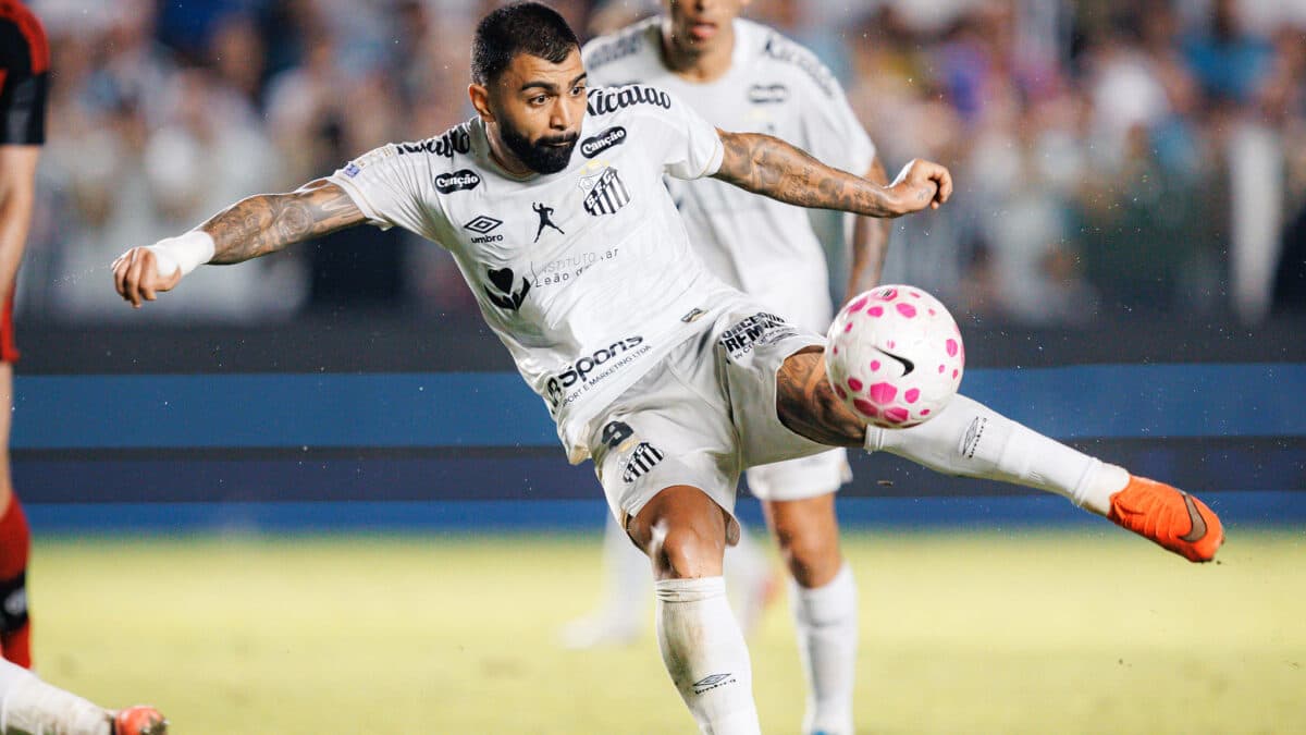 Santos aposta em Gabigol, carrasco do Palmeiras, em clássico decisivo