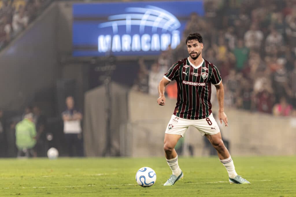 Martinelli tem lesão no joelho e pode desfalcar o Fluminense na Libertadores