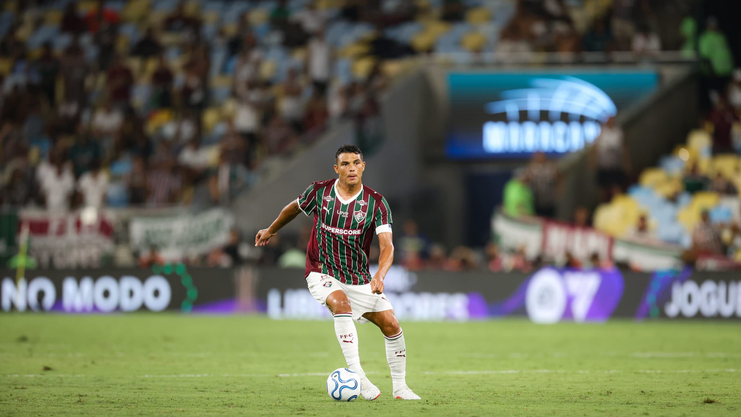 Fluminense vive expectativa de ter Thiago Silva contra o Palmeiras no gramado sintético