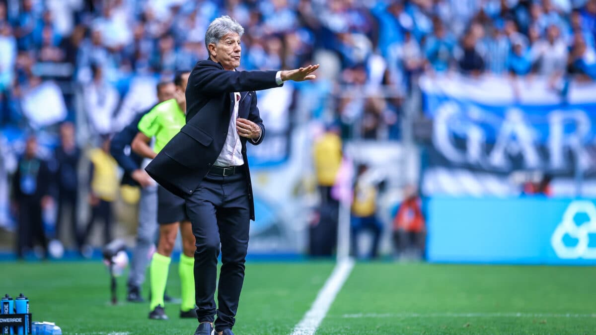 Renato critica jogadores do Grêmio e cita atleta 9 kg acima do peso no elenco