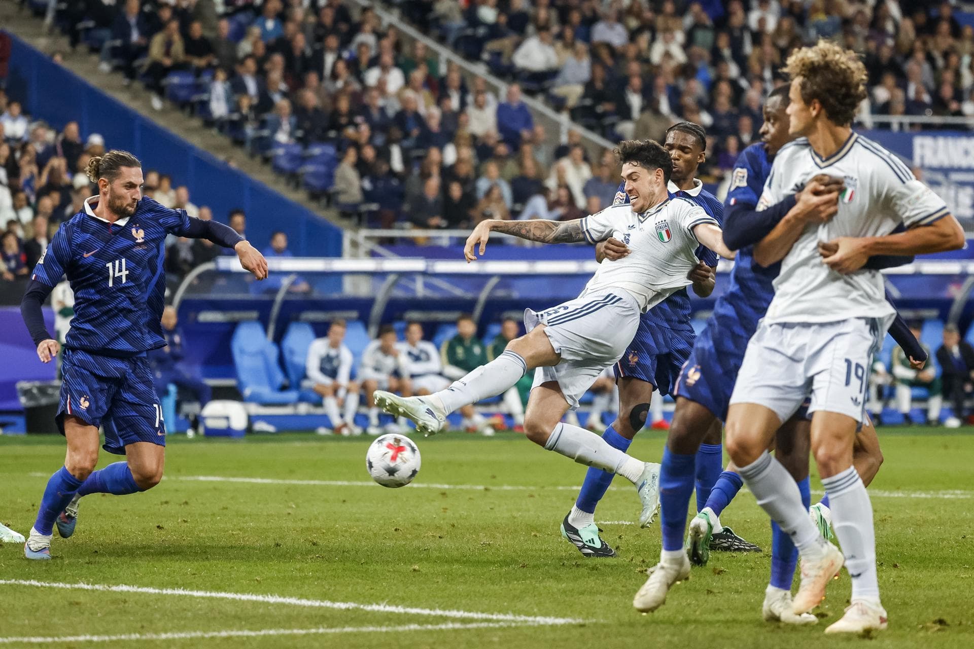 Itália e França empataram em jogo disputado em Saint-Denis - Mohammed Badra/EFE