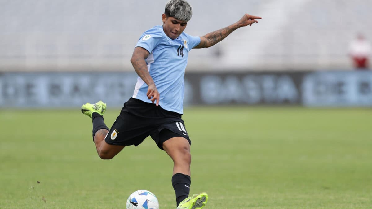 Botafogo avança em contratação de Mateo Peralta, joia do futebol uruguaio