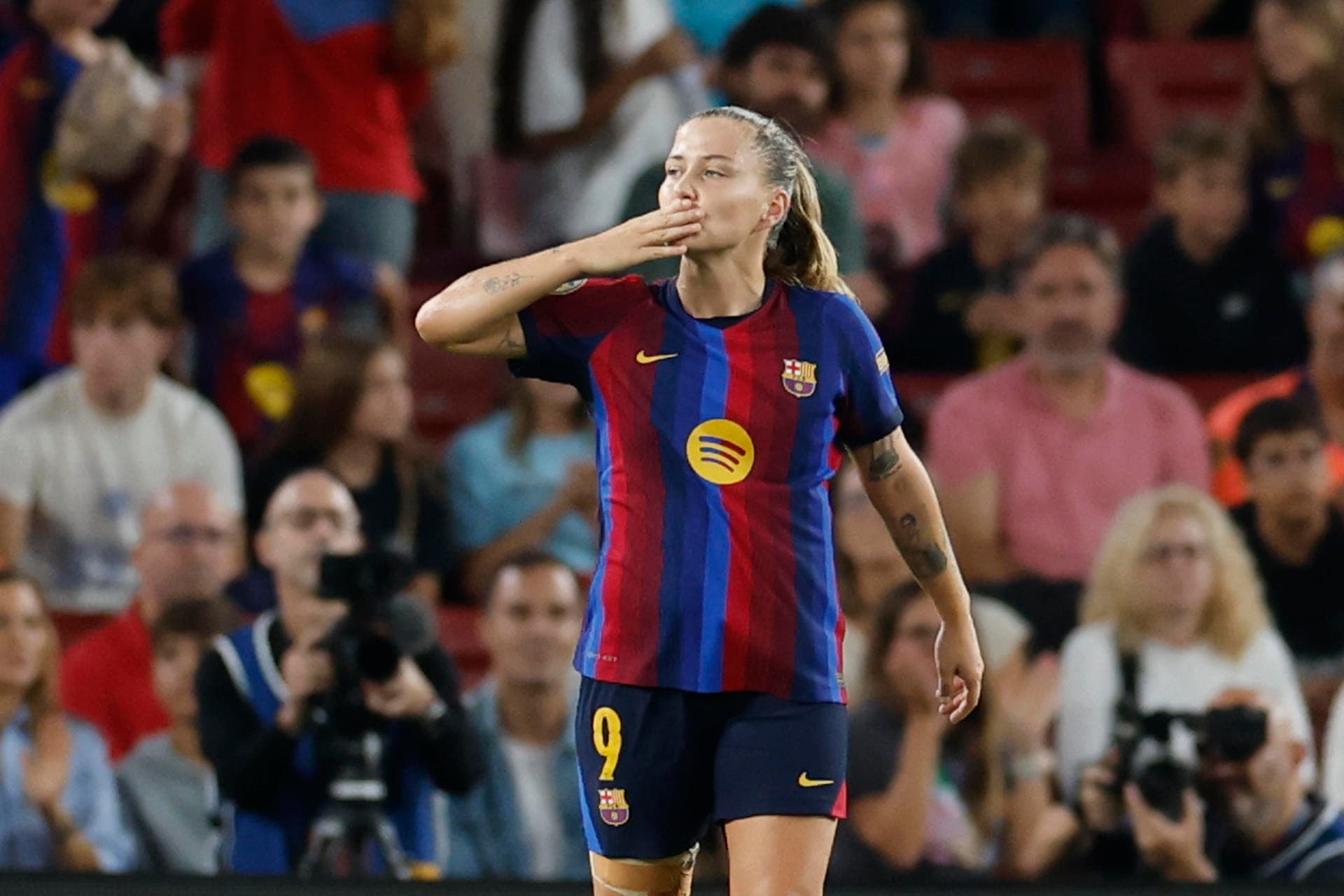 Goleada histórica do Barcelona cria crise no time feminino do Real Madrid