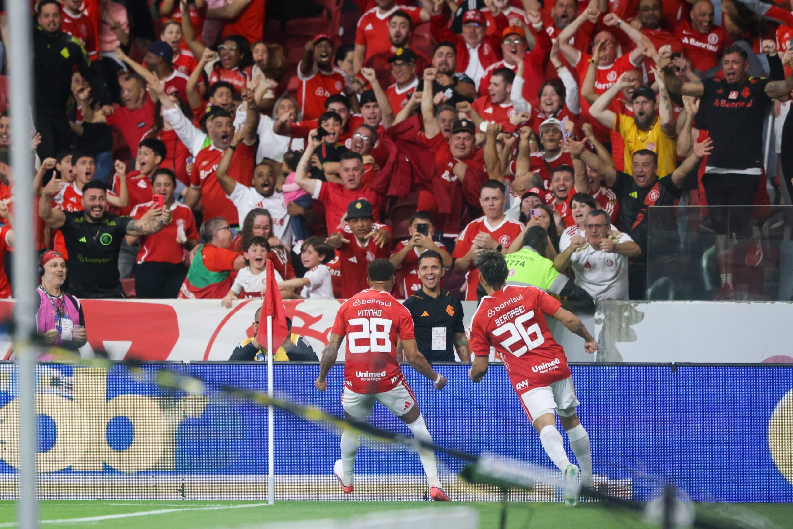 Inter segura pressão, vence e agrava crise no Corinthians