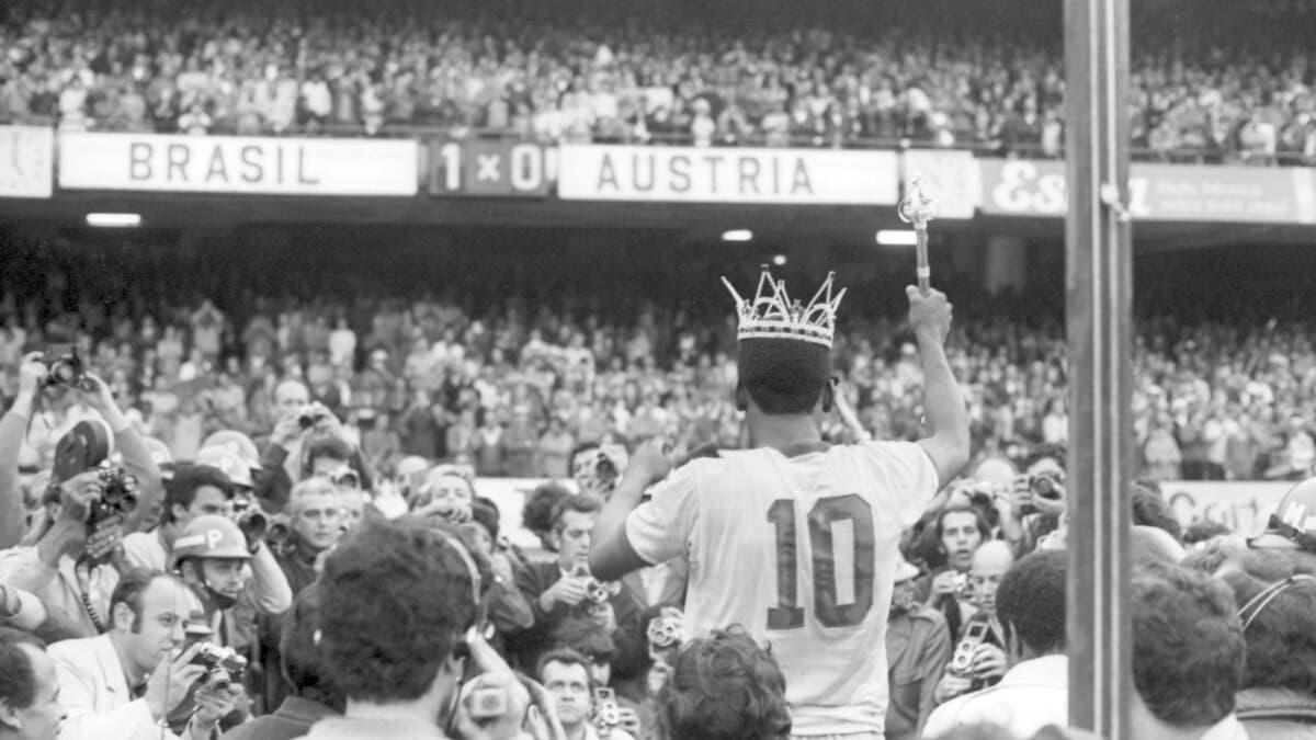 55 anos antes de Messi: como foi a despedida de Pelé pela seleção