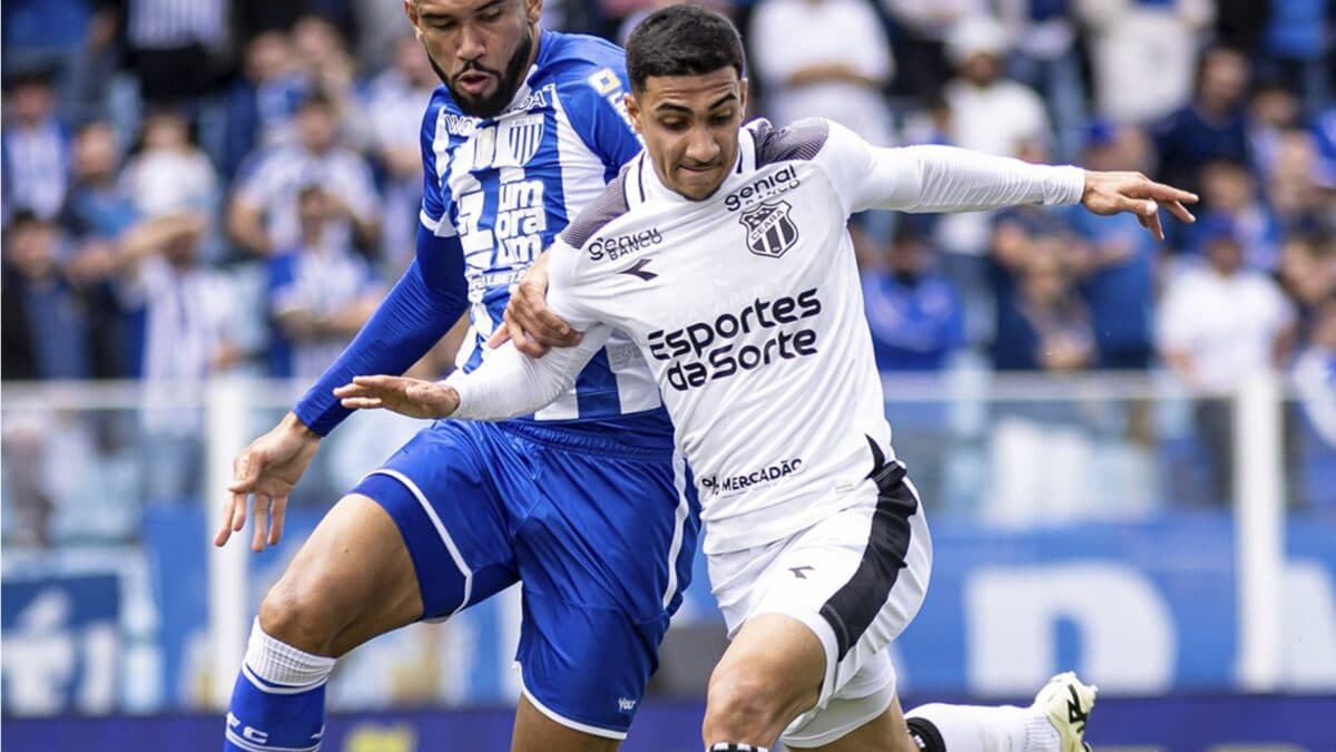 Avaí finaliza mais, mas empata sem gols com o Ceará na Ressacada