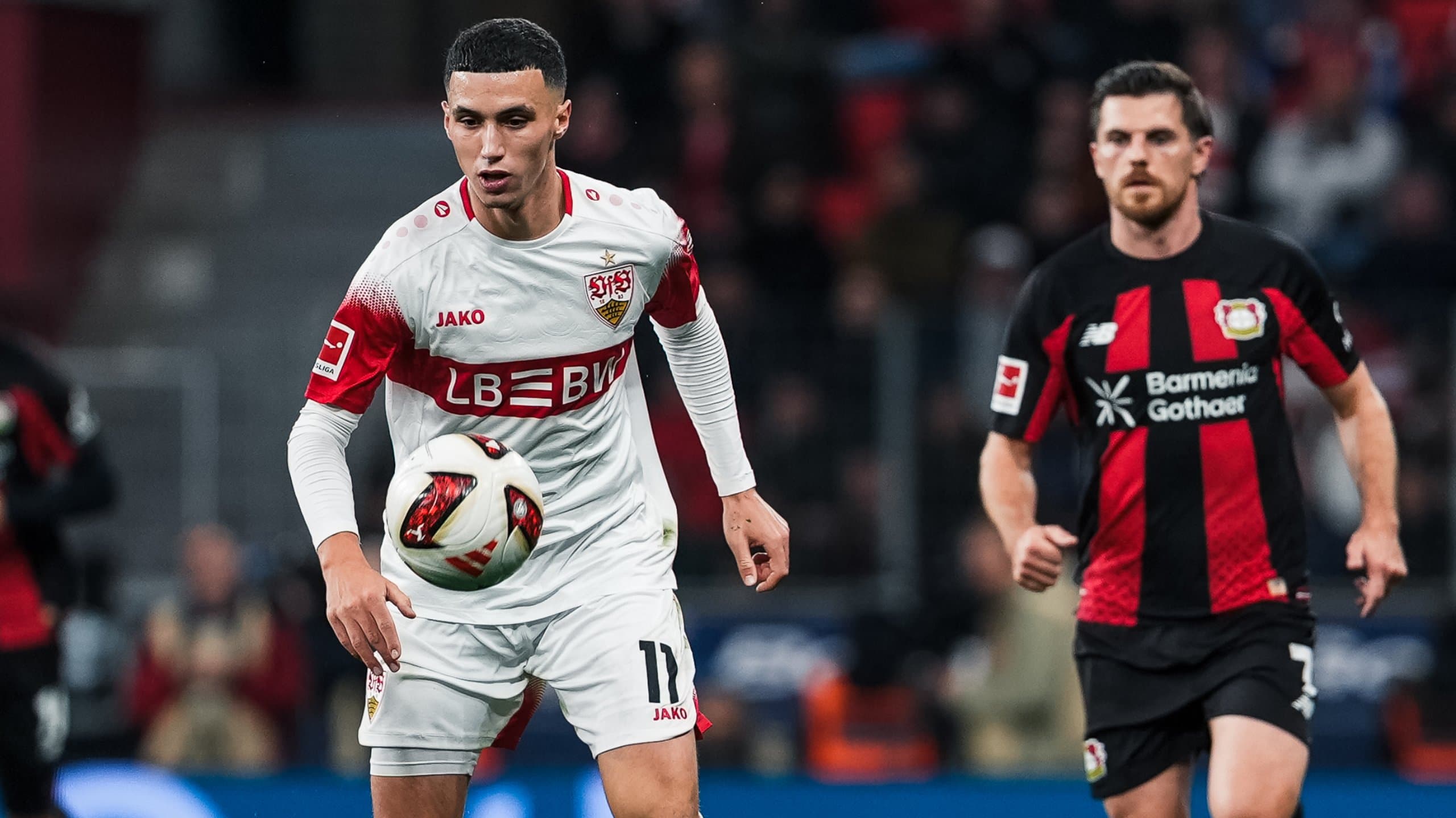 Stuttgart supera o Bayer Leverkusen por 4 a 2 pelo Alemão