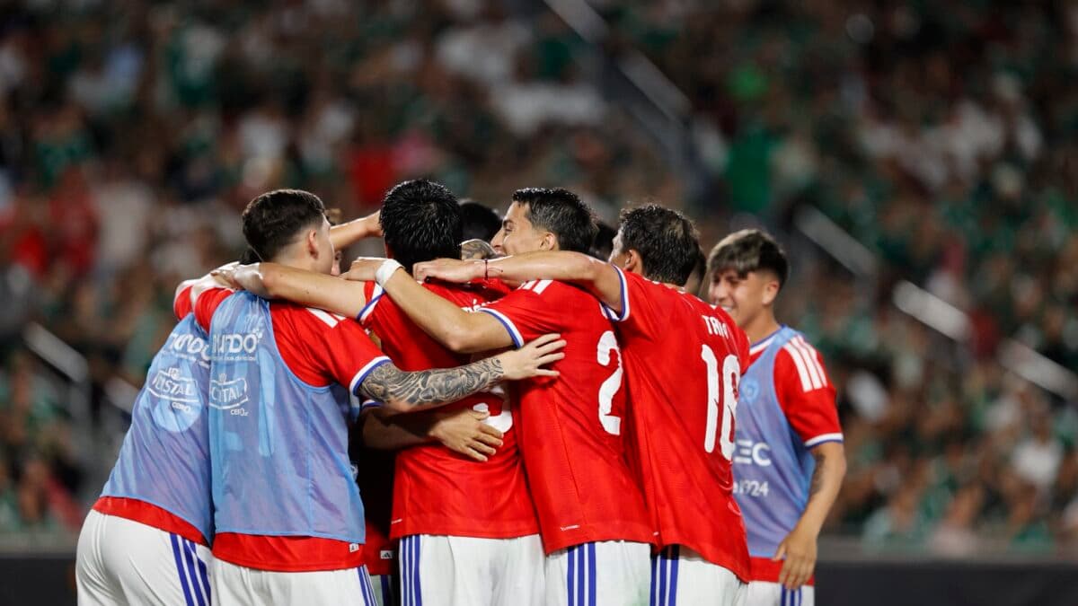 Chile é eficiente no 2º tempo e vence México em Los Angeles