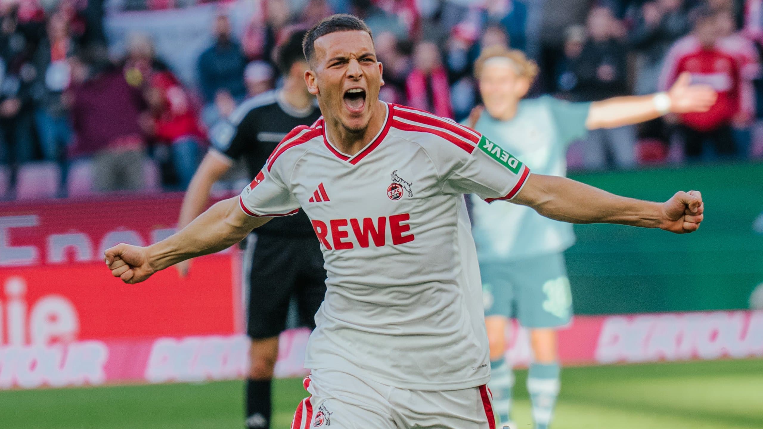 Colônia vence por 2 a 1 e mantém Borussia M’gladbach zerado