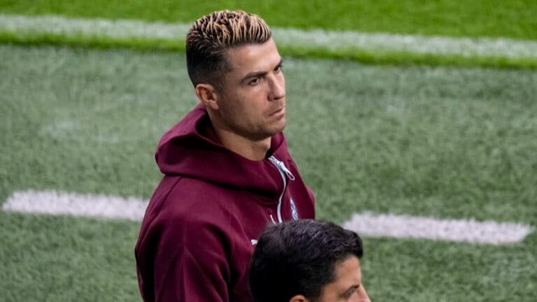 CR7 volta à Arábia Saudita após crise com Jorge Jesus, diz jornal