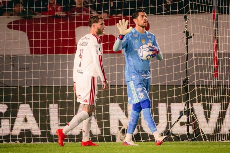 Raisa Simplicio: Flamengo jogou mal contra o Estudiantes na Libertadores?