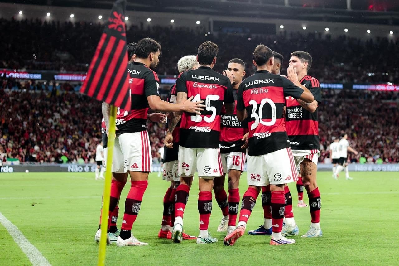 Flamengo terá desfalque de titular no ataque para duelo contra o Vasco no Brasileirão