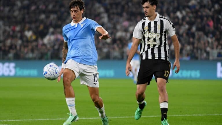 Lazio castiga Juventus em Turim, faz 3 a 0 e iguala liderança