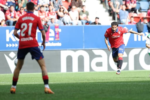 Osasuna finaliza mais, vence o Racing Santander e sobe na tabela do Espanhol