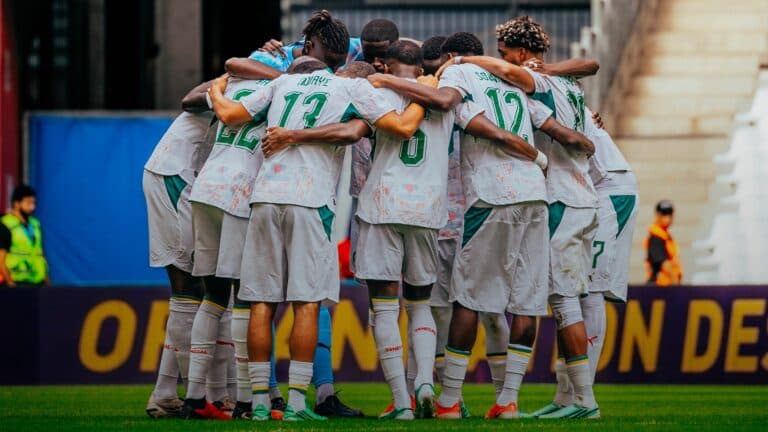 Senegal vence Comores por 1 a 0 em amistoso internacional