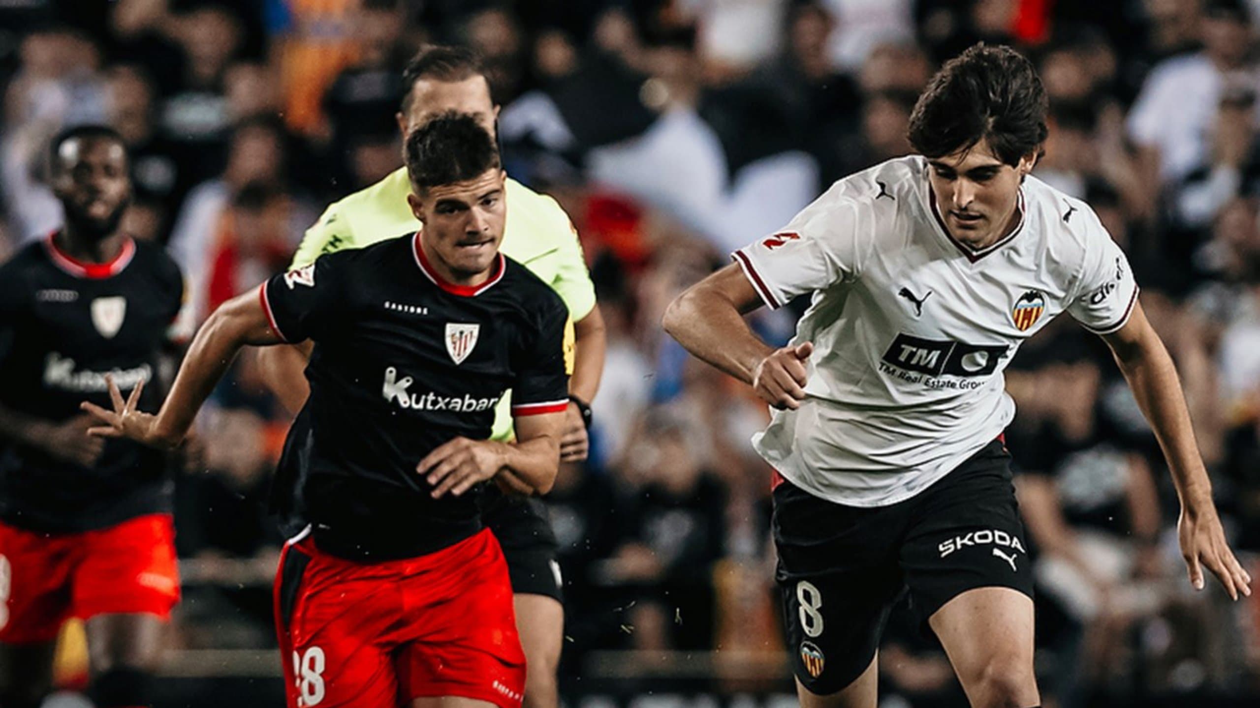 Valencia empata sem gols com o Athletic Bilbao e segue no Z-4