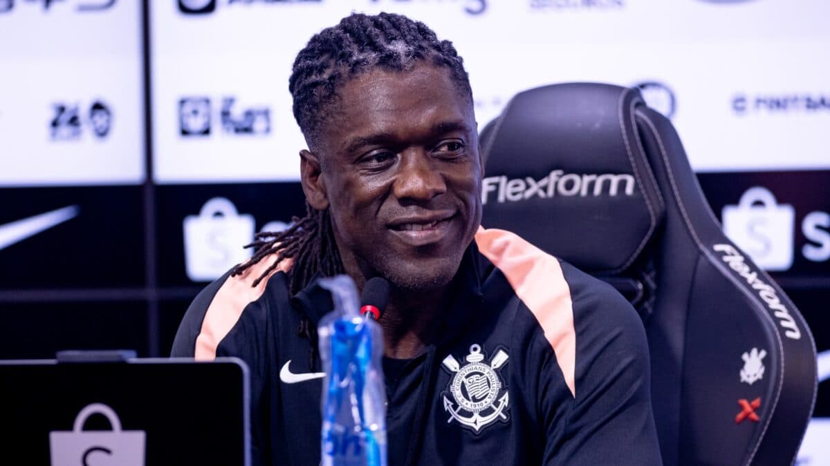 Seedorf assume o Corinthians e explica escolha: ‘É uma grande oportunidade’