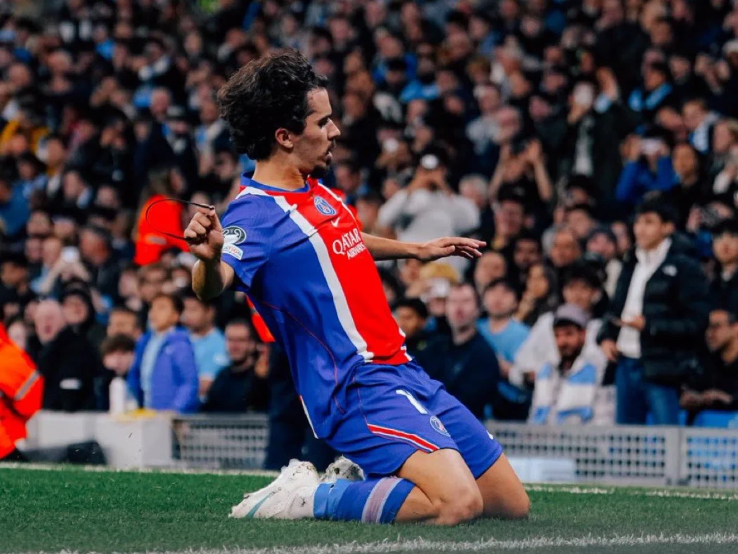 PSG é letal, supera o Manchester City e segue 100% na Champions