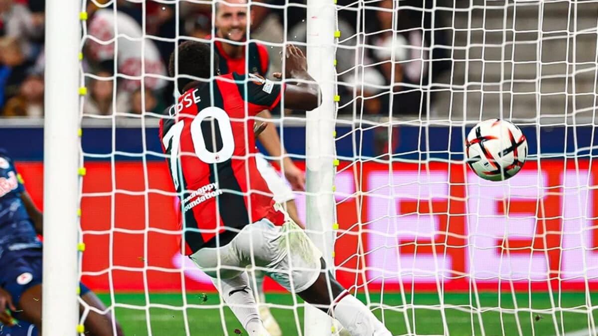 Joia italiana anota hat-trick, e Milan goleia o RB Salzburg na Áustria