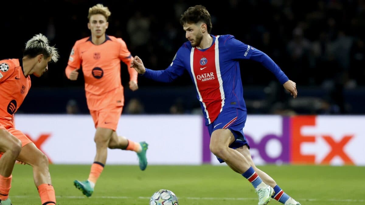 PSG confirma grave lesão de Kvaratskhelia; veja tempo de recuperação
