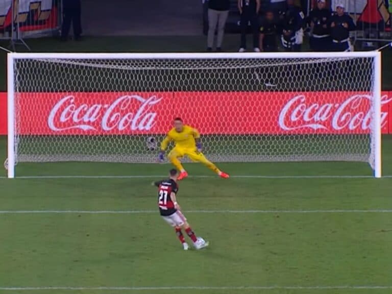 Jorginho perde primeiro pênalti no Flamengo e tem números piores em disputas