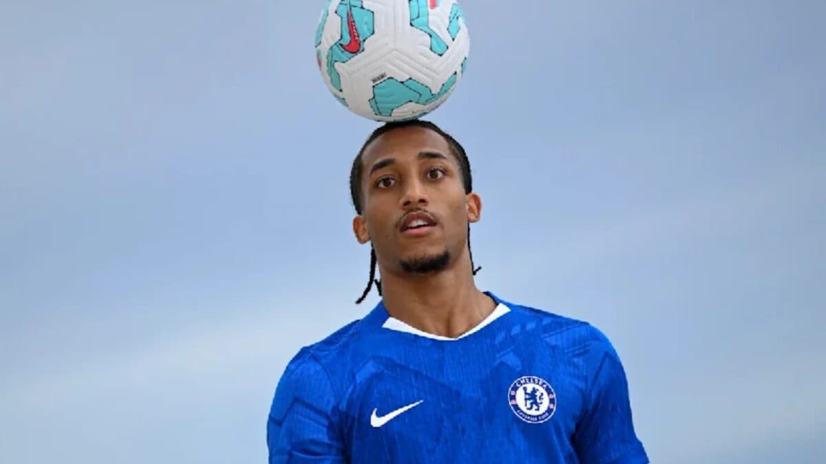 João Pedro sofre lesão na coxa e desfalca o Chelsea