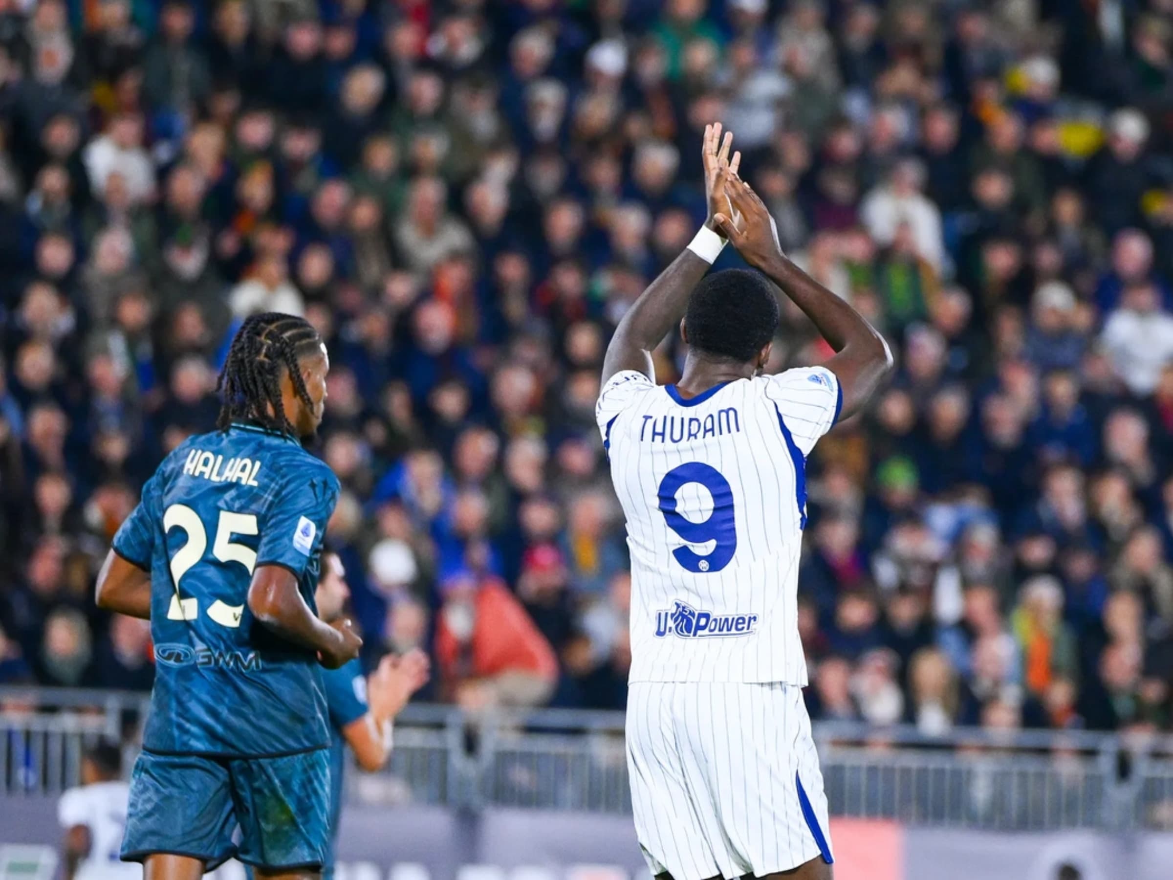 Inter de Milão vence Venezia com dois gols contra e volta a dividir liderança