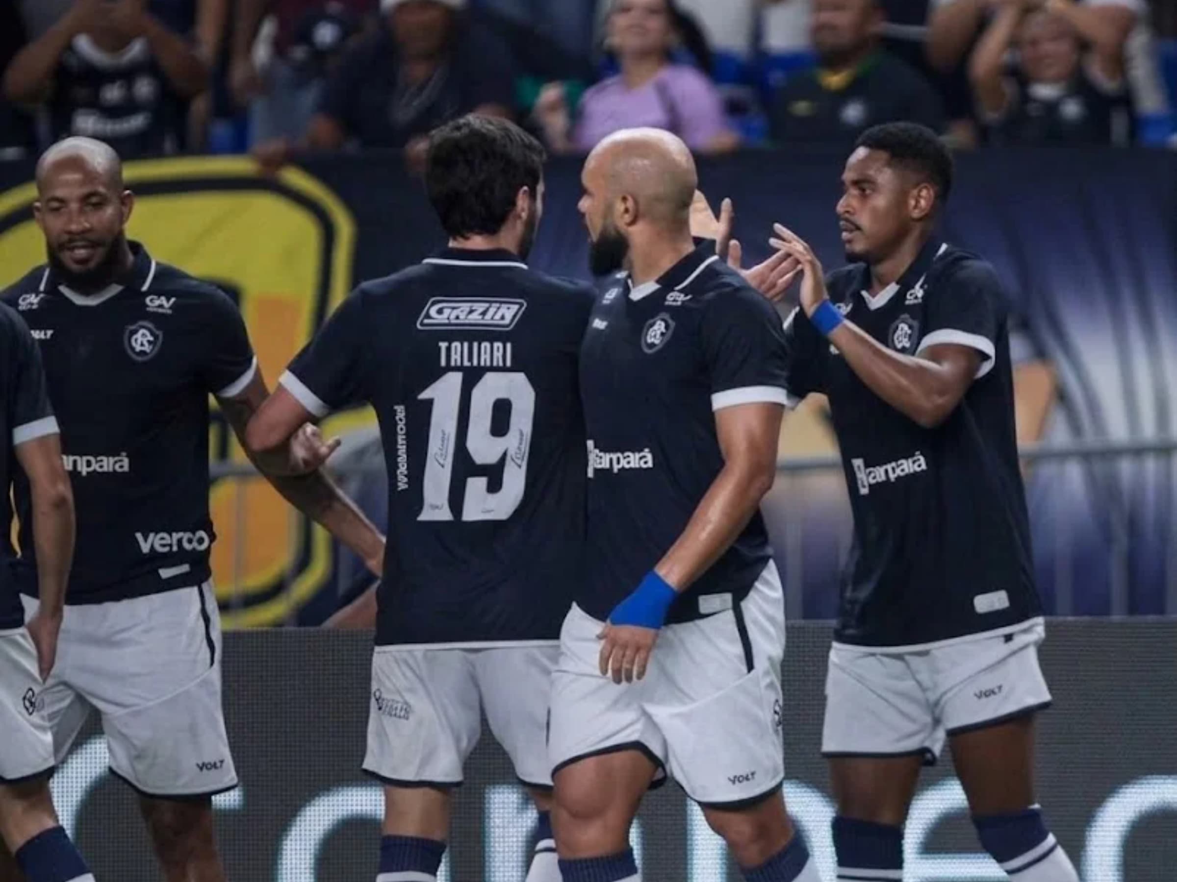 Remo vence o Botafogo e respira no Brasileirão