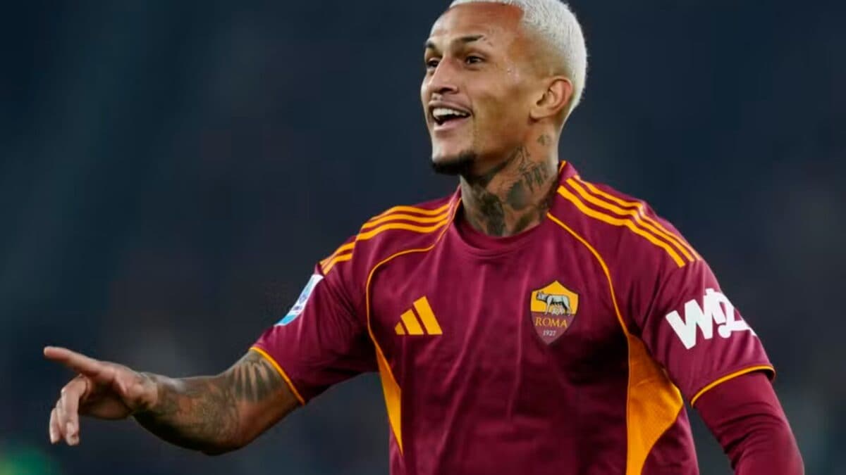 Roma mira Balde e ameaça espaço de Wesley, ex-Flamengo