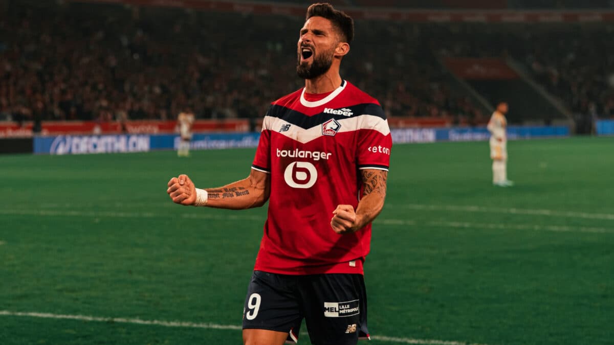 Lille domina o Lens, vence com gol de Giroud e assume vice-liderança