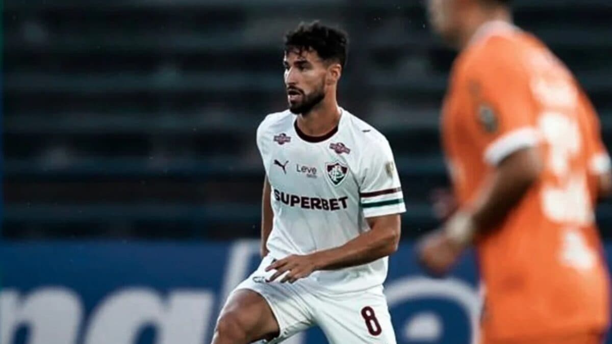 Martinelli treina no Fluminense e vira opção contra o Coritiba