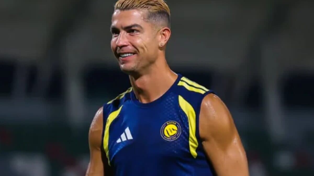 Postecoglou exalta Cristiano Ronaldo antes de jogo do Al-Nassr; confira