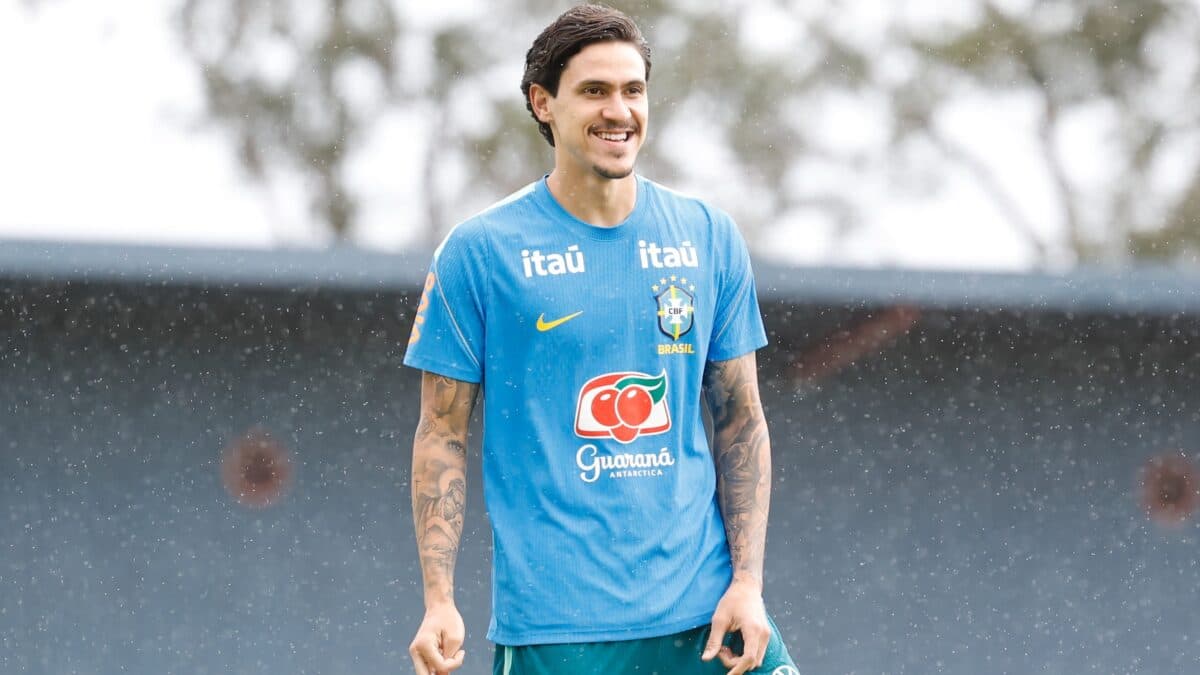 Com Pedro, Ancelotti testa sete mudanças no time titular da seleção