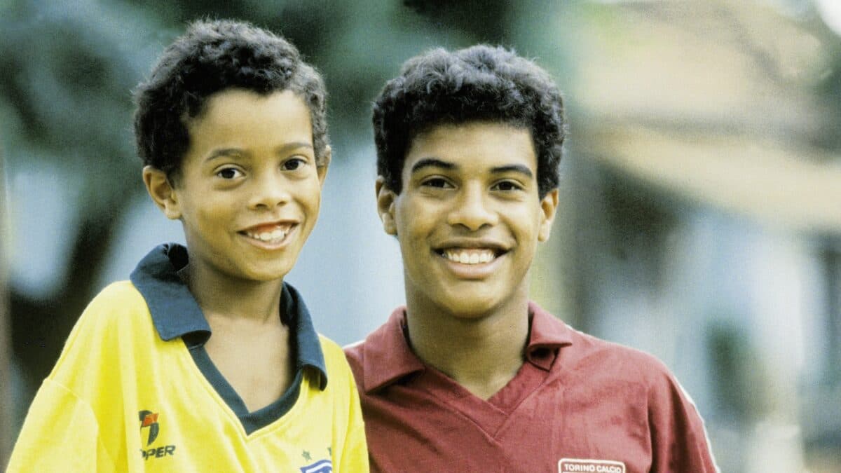 Dia das Crianças: Ronaldinho estreou em PLACAR aos 7 anos, ‘sem querer’