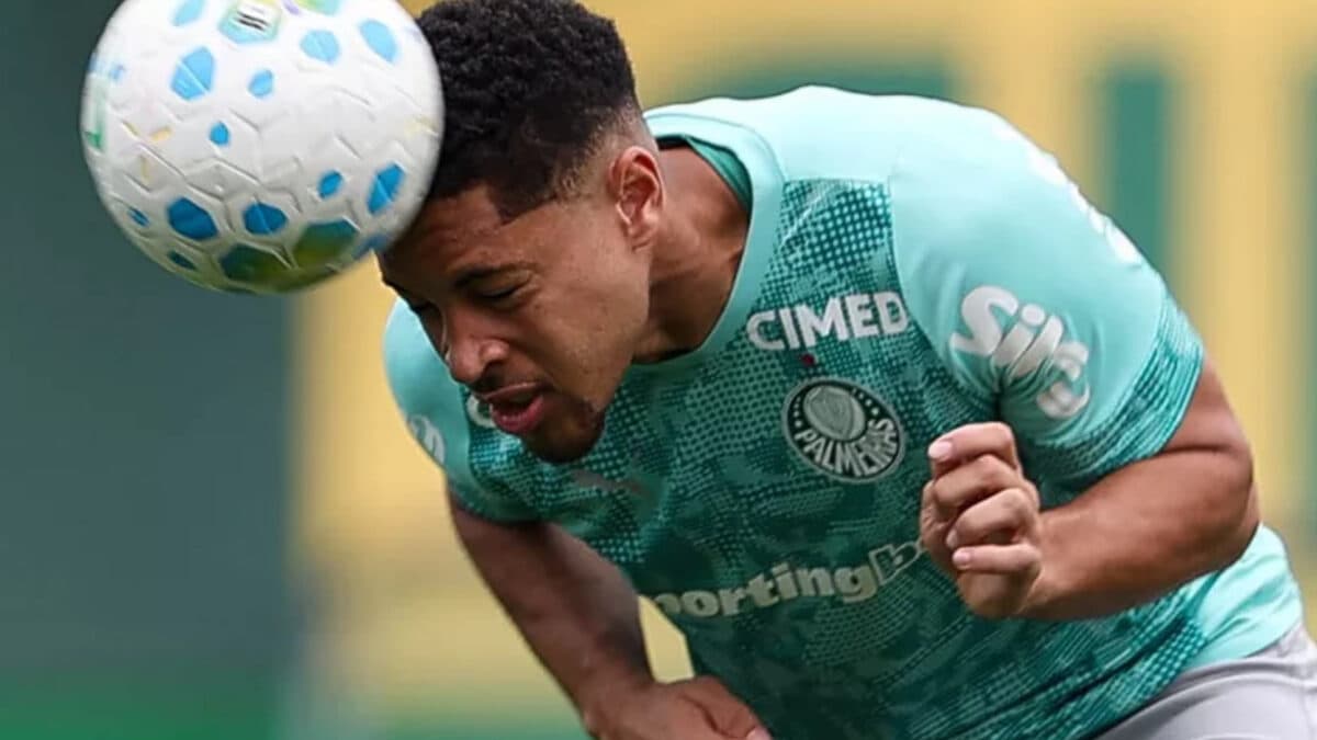 Palmeiras perde Vitor Roque para semifinal da Libertadores