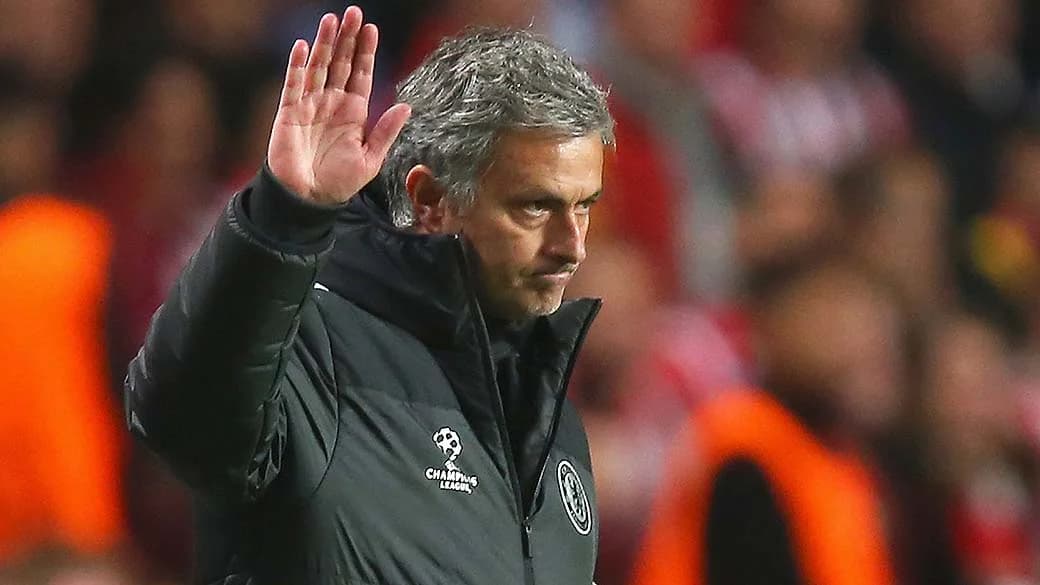 Real Madrid anuncia a volta de José Mourinho