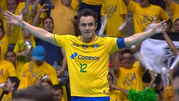 Falcão alerta: futsal perde espaço para Kings League