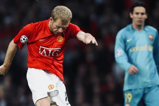 Ídolo do United faz lista de dispensa com Casemiro e mais sete nomes