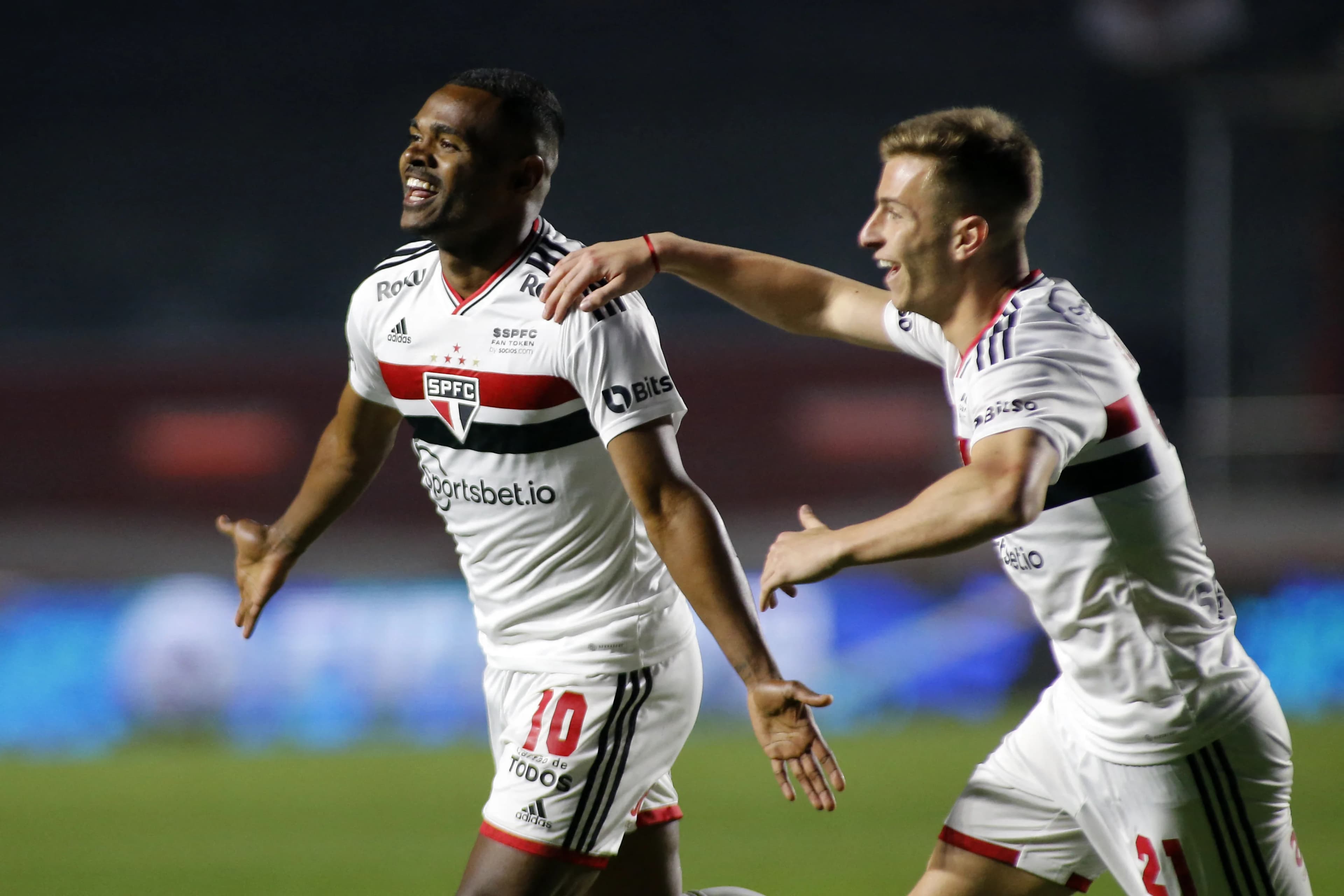 Ex-São Paulo e Cruzeiro brilha no futebol asiático