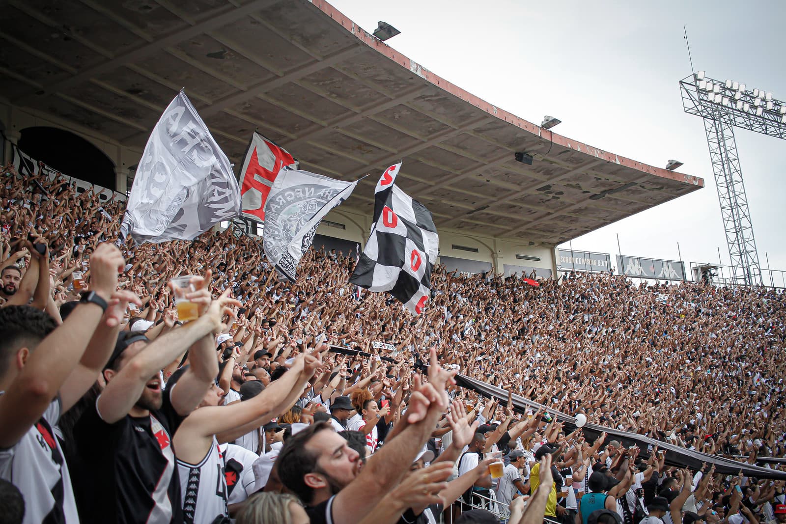 Vasco x Juventude: onde assistir, horário e escalações pelo Brasileirão
