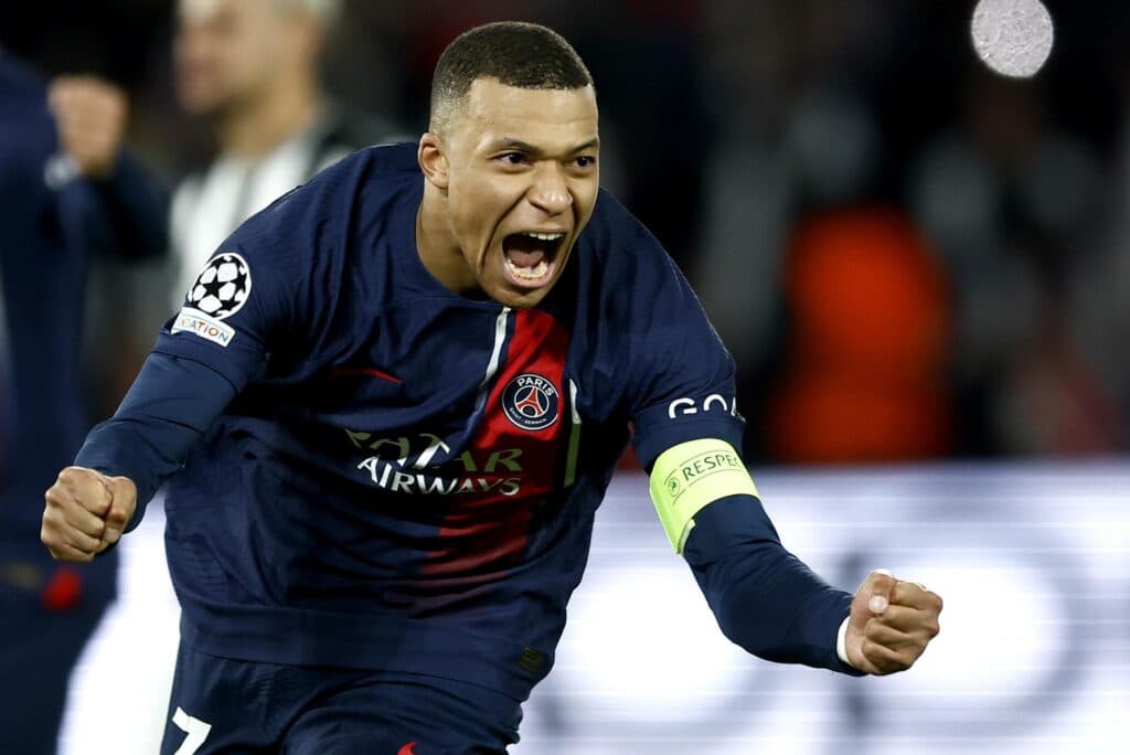 Justiça condena PSG a pagar R$ 392 milhões a Mbappé