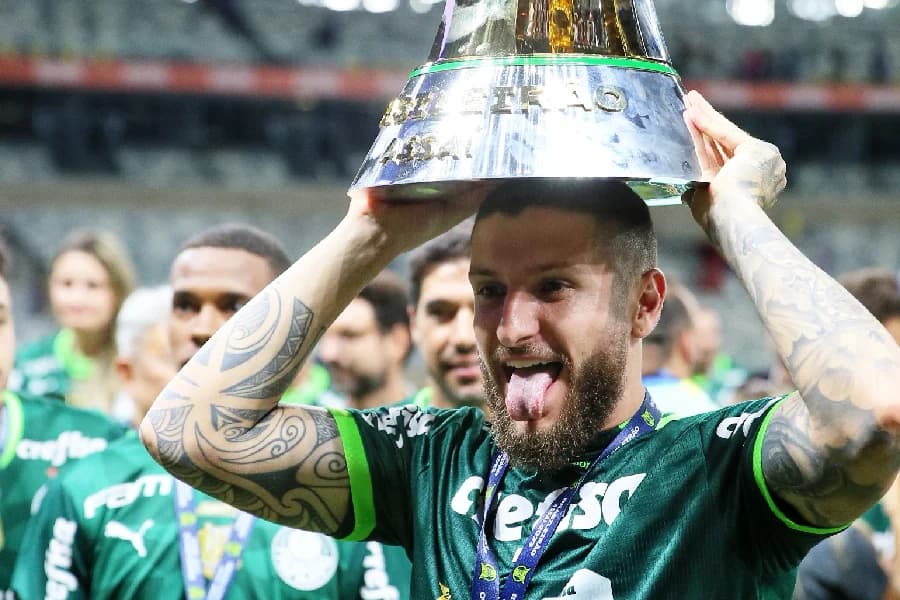 Zé Rafael viveu temporada com menos minutos no Palmeiras